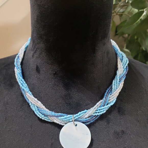 Elegant Multistrand Twisted Beaded Round Silver Pendant Necklace - Picture 2 of 6